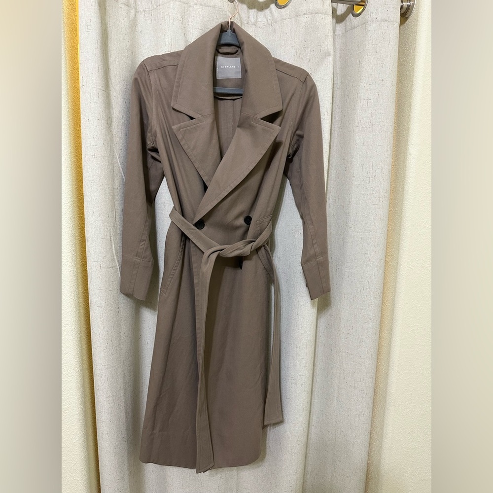 Everlane khaki trench coat